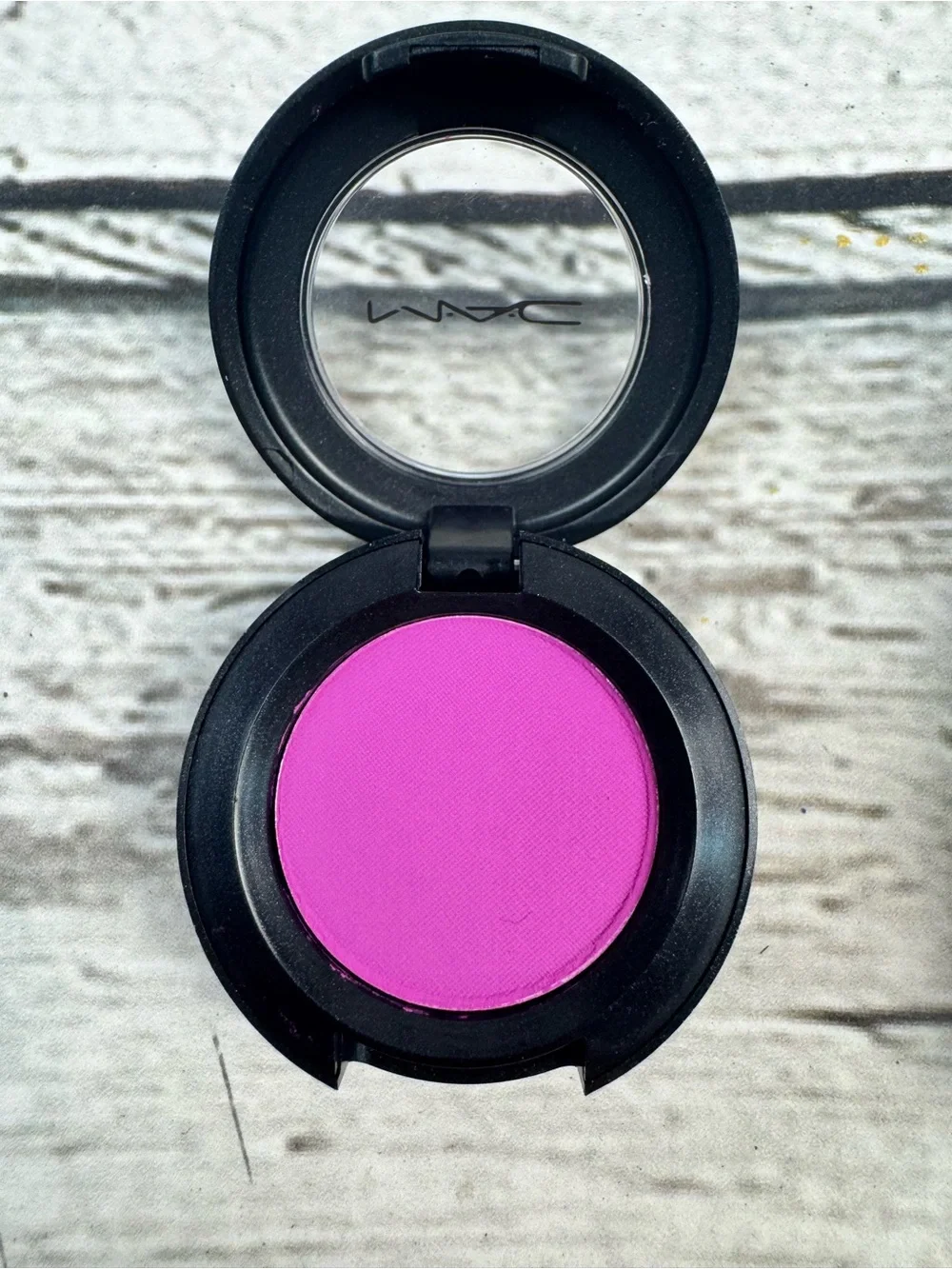 MAC Cosmetics Powder Blush - Saucy Miss (Bright Fuchsia)